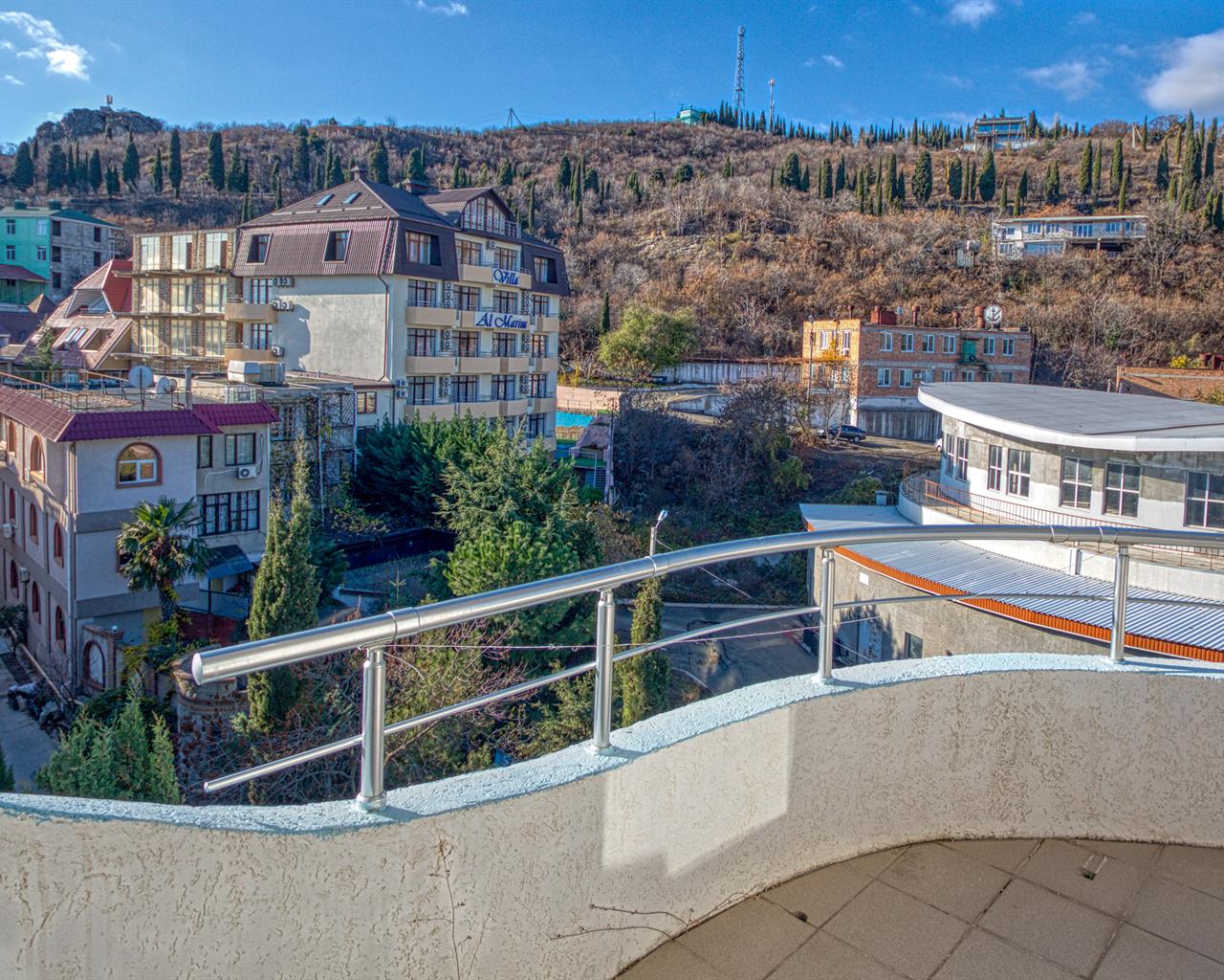 . Отель «Интер». Утёс . Отель «Интер». Утёс