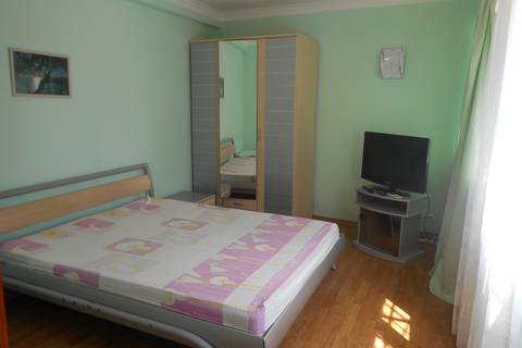 Трехкомнатный номер. Эллинг «Юрий». Алупка Трехкомнатный номер. Эллинг «Юрий». Алупка