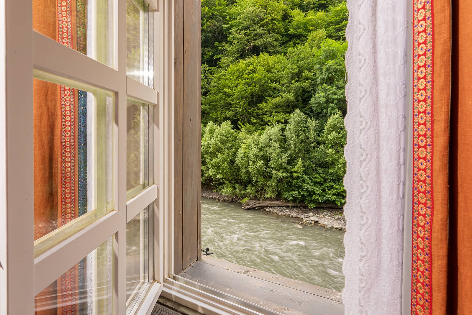 . Бутик-отель "Кижи". Красная Поляна