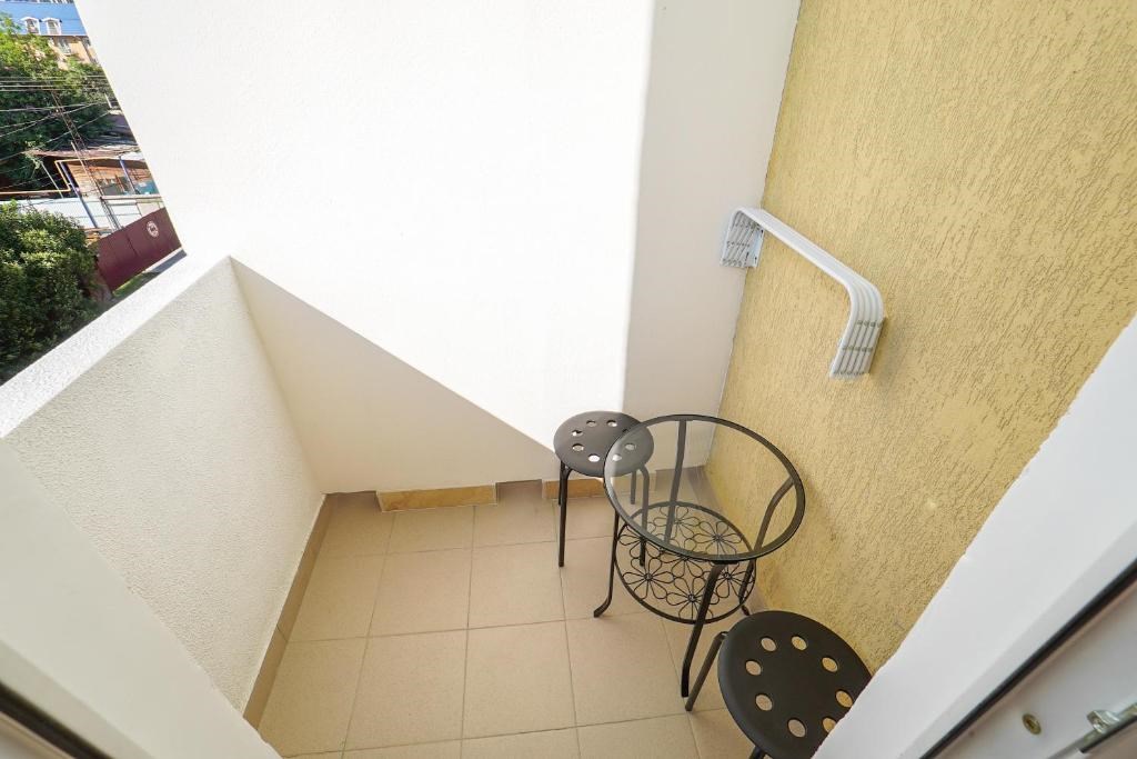 Номер-студио с балконом. Апарт-отель «Близнецы». Адлер