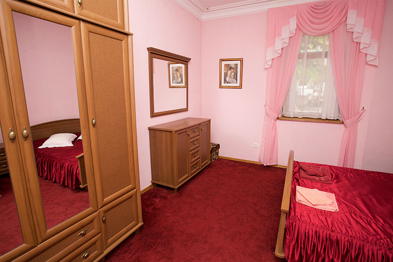 Полулюкс. Гостиница Ташир. Ялта