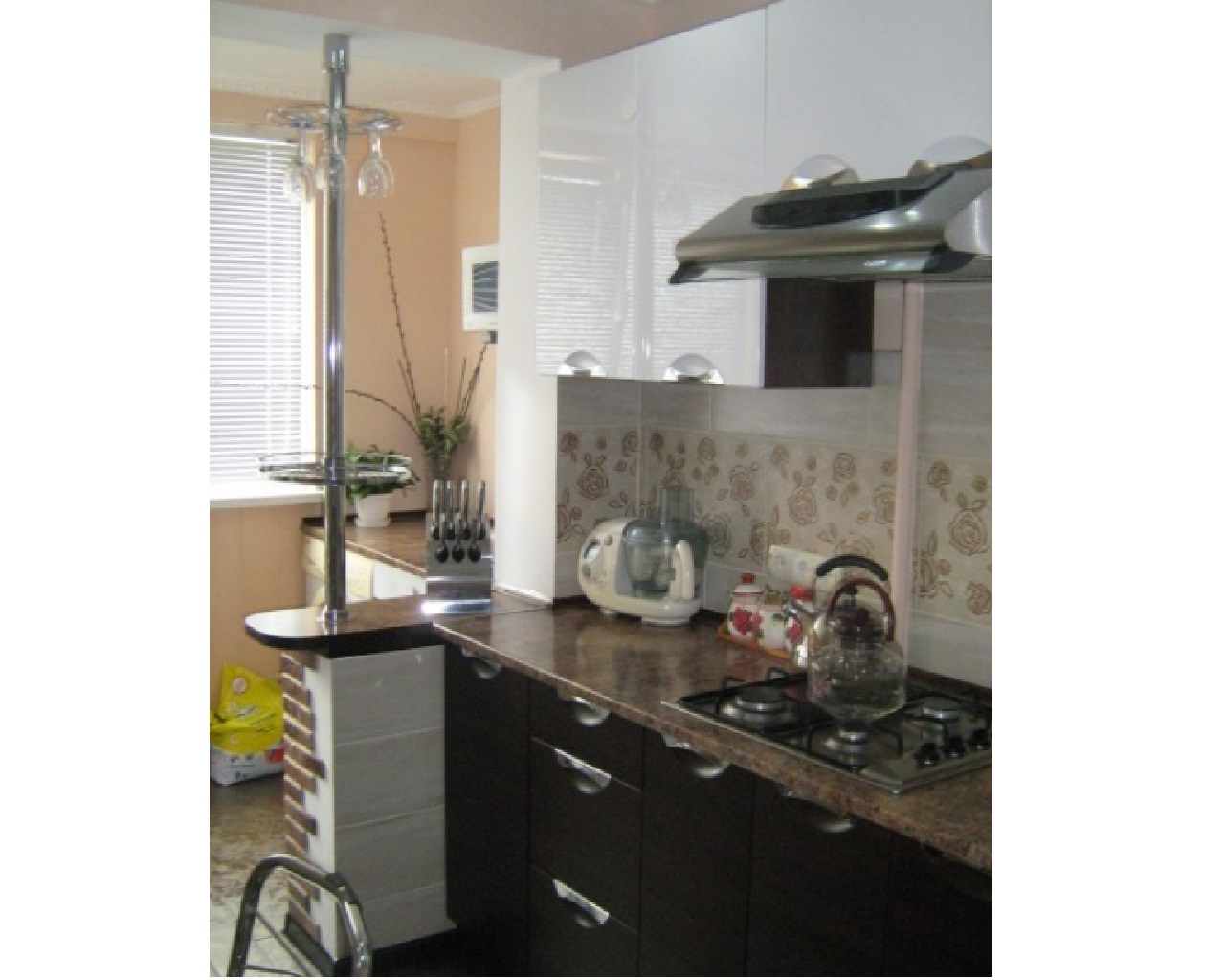 . Квартира в многоквартирном доме ул Симферопольская 22. Алушта