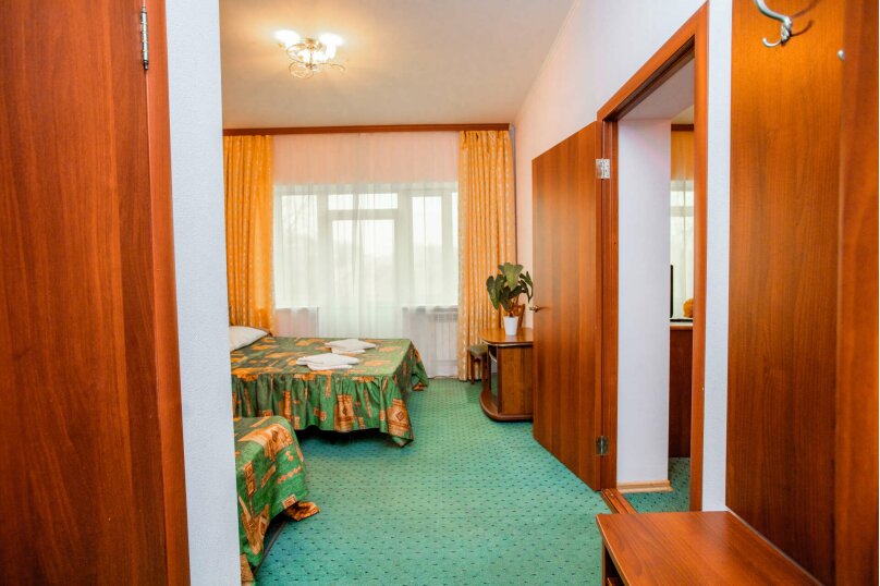 . Отель Золотые барханы . Витязево