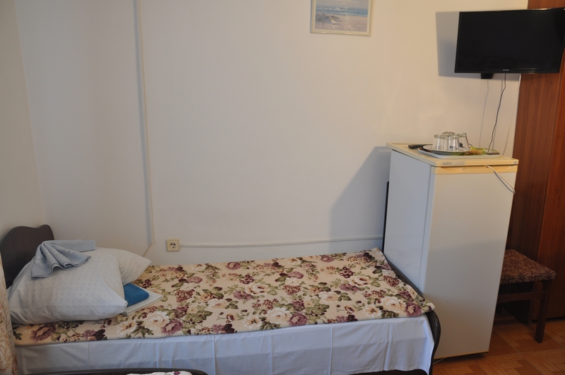 3-х местный номер . Гостевой дом "Семейный отдых" - Витязево. Витязево 3-х местный номер . Гостевой дом "Семейный отдых" - Витязево. Витязево