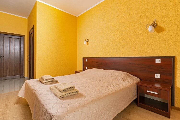 Двухместный с балконом. Гостевой дом АНИКСИ. Кабардинка