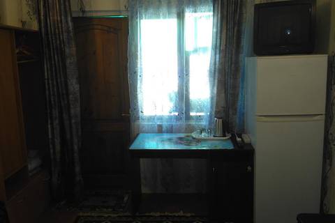 Двухместный с 2-х спальной кроватью и доп. местом. Гостевой дом «Первомай». Алушта