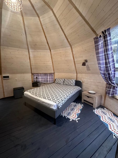 Сфера A. Глэмпинг "В Потоке". Красная Поляна