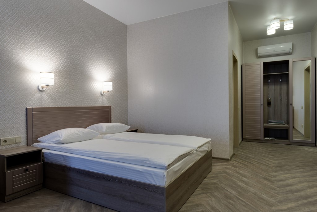 Номер Deluxe. Гостевой дом "Мемори". Заозерное