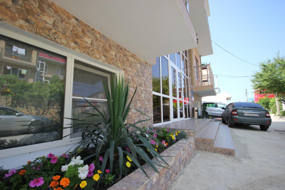 . Гостевой дом "Радуга". Витязево