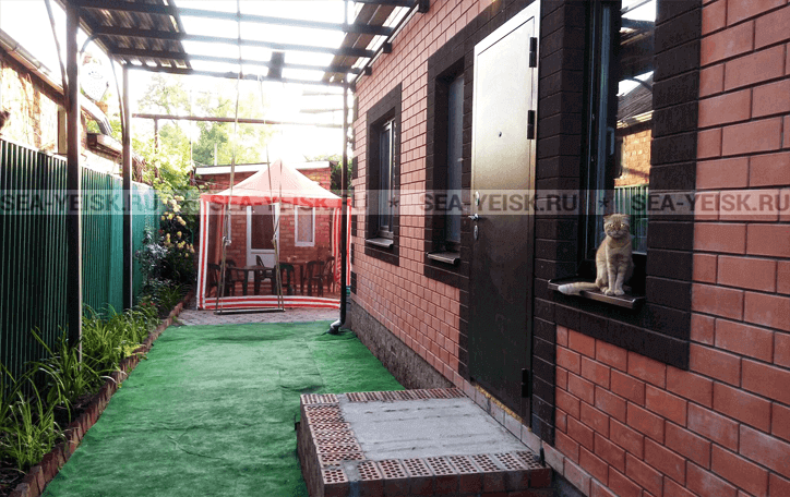 . Частный сектор Жилье с удобствами "У Юлии". Ейск