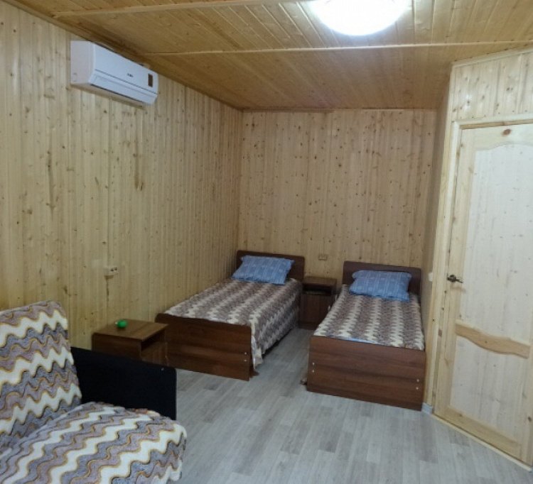 . Гостевой дом Адмирал. Голубицкая