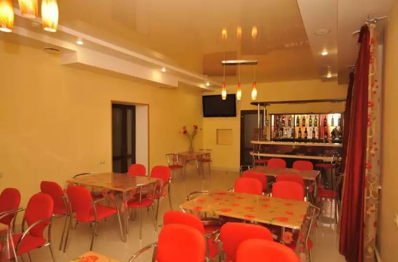 . Гостиница «Гранд Виктория». Домбай-гостиницы