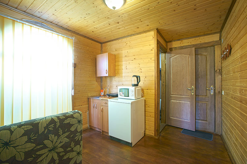 3-местный 2 комнатный с мини кухней. Вилла «Коруна». Алушта