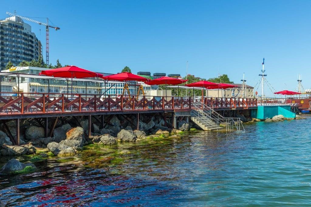 . Отель "Капитан". Анапа . Отель "Капитан". Анапа