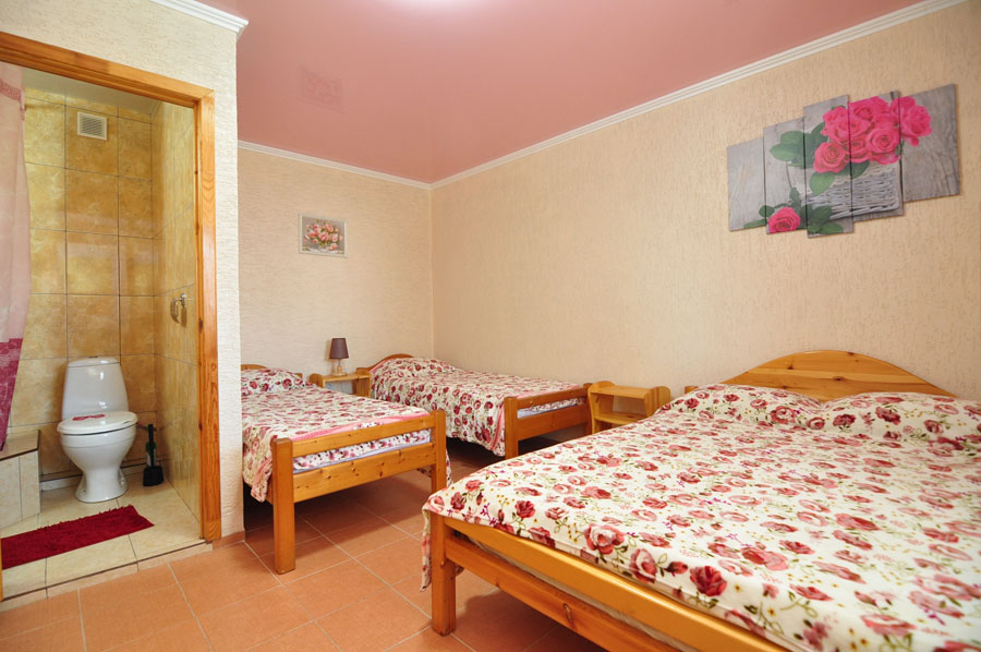 . Гостевой дом "Эдгар". Благовещенская