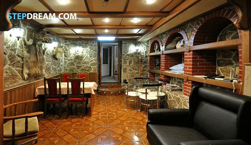 Винный погребок. Частный гостевой дом Атаманский дворик. Ялта