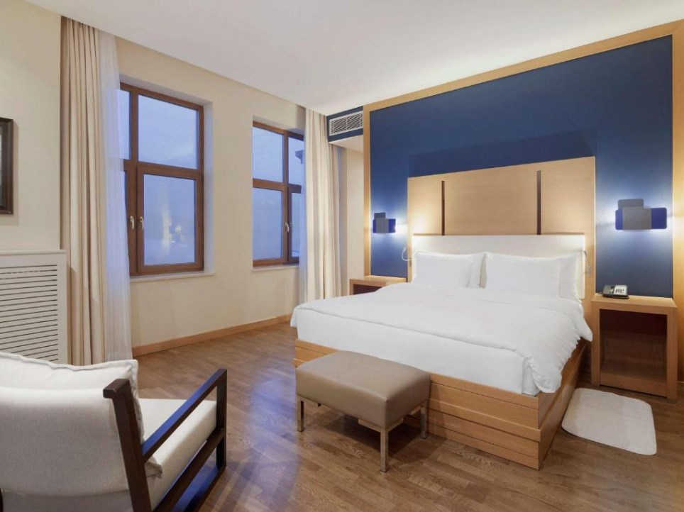 . Курортный отель Novotel Resort Krasnaya Polyana Sochi. Красная Поляна