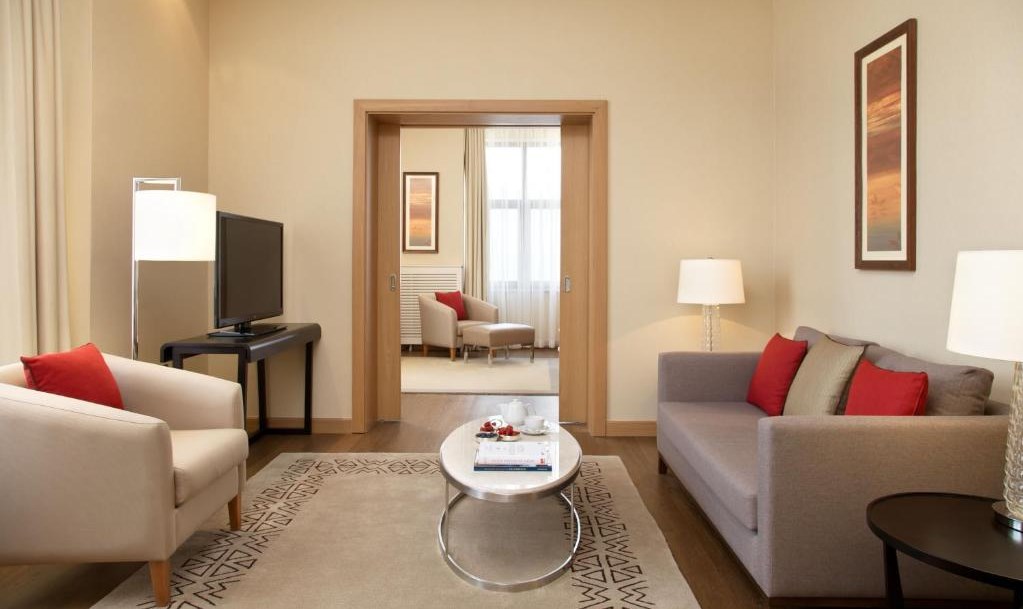 . Курортный отель Novotel Resort Krasnaya Polyana Sochi. Красная Поляна