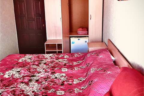 Двухместная комната с доп. местом и санузлом. Частный сектор "Светлана на Луговой". Адлер