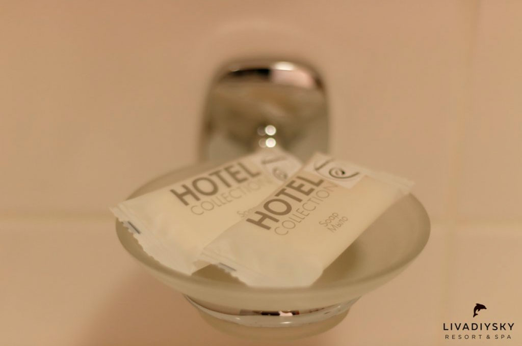 Полулюкс. Арт-отель «Азор». Ливадия
