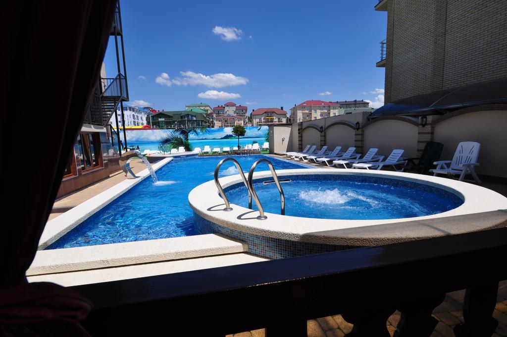 . Отель "АТЛАС". Витязево