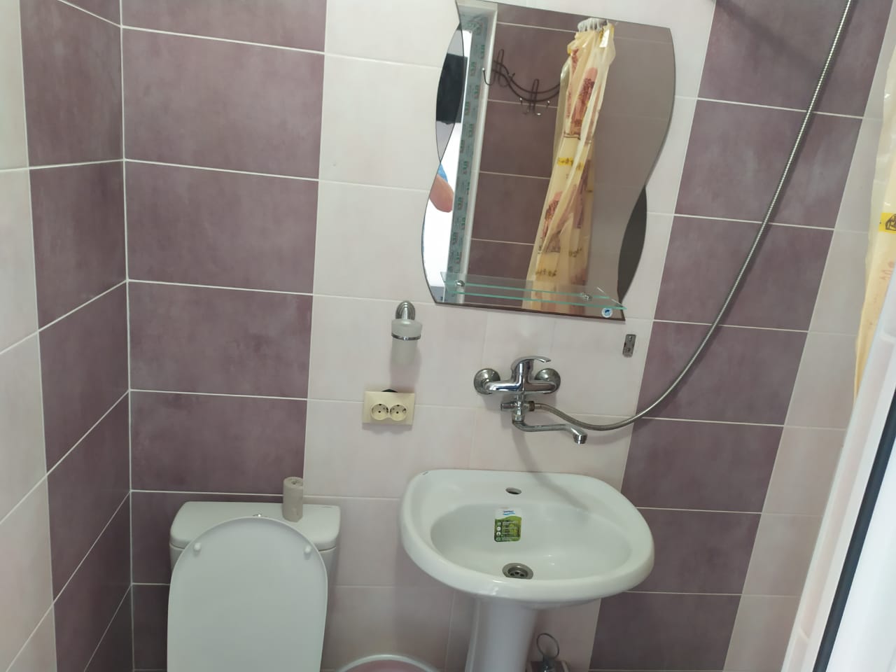 . Гостевой дом на Комарова 17. Витязево