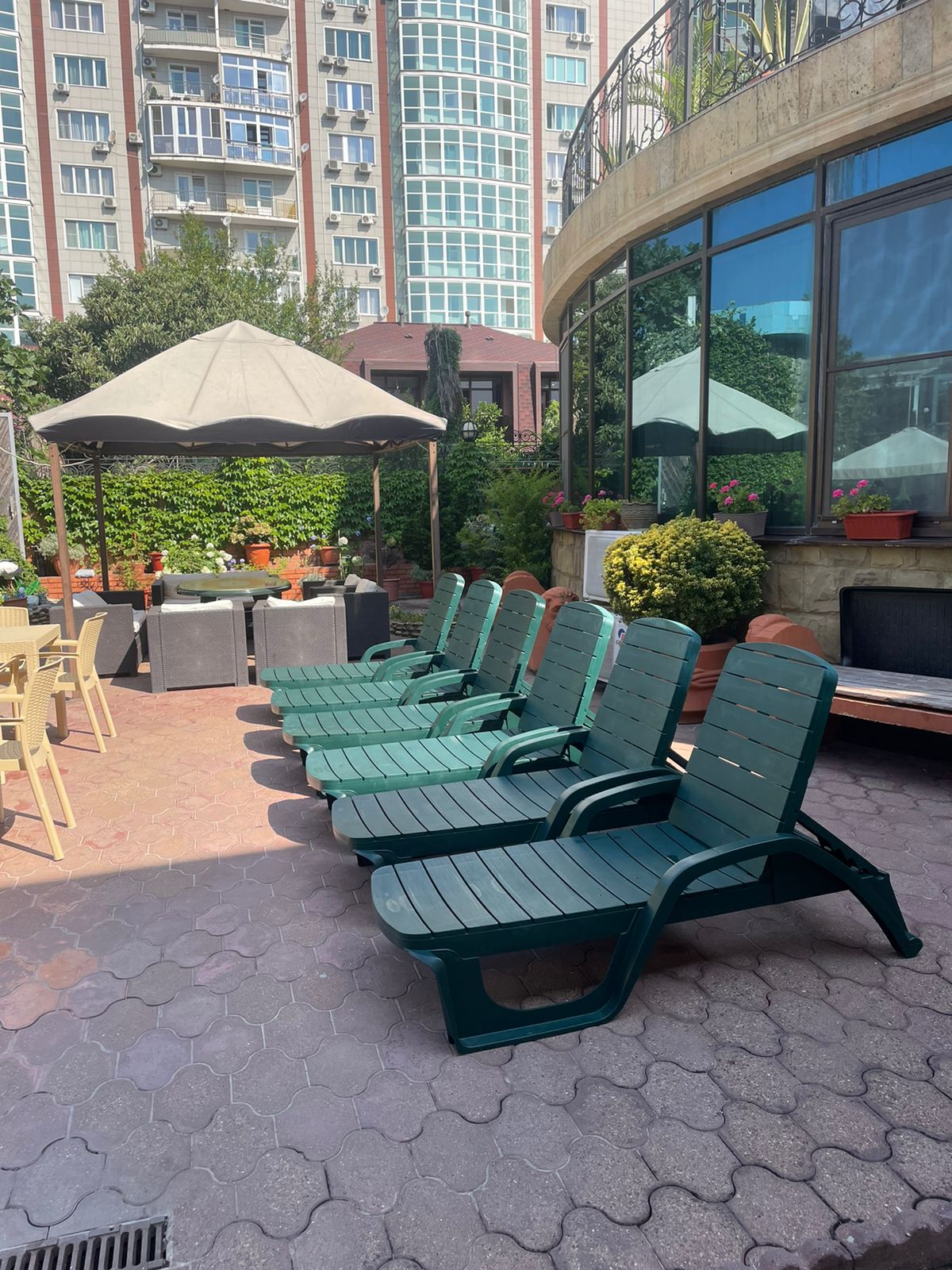 . Отель "Экипаж". Адлер . Отель "Экипаж". Адлер