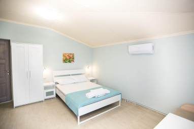 С удобствами. Гостевой дом ЭдиРоз . Анапа