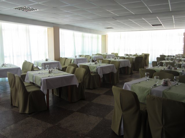 . Учебно-оздоровительная база «Горизонт»    . Ольгинка