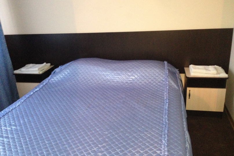 Люкс с балконом. Гостиница Отель "Джубга"         . Джубга