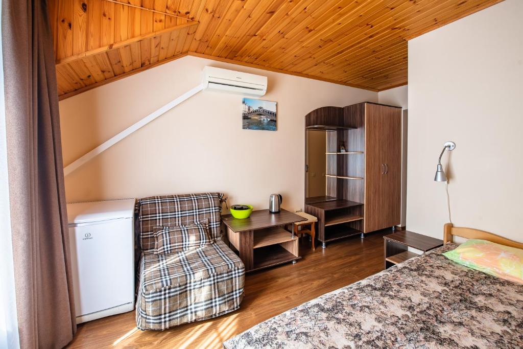 Двухместный. Гостевой дом "Мария". Лазаревское Двухместный. Гостевой дом "Мария". Лазаревское