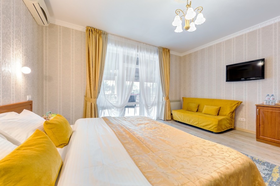 Стандарт с Балконом. Отель "Богема Премиум". Геленджик