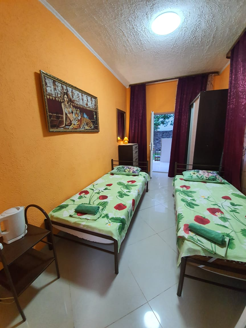 . Гостевой дом ОРИОН. Ольгинка . Гостевой дом ОРИОН. Ольгинка