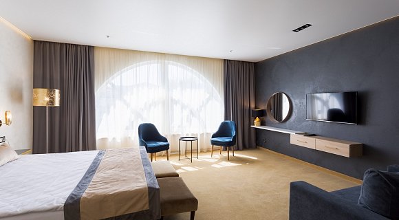 Полулюкс. Отель Кайлас. Ялта