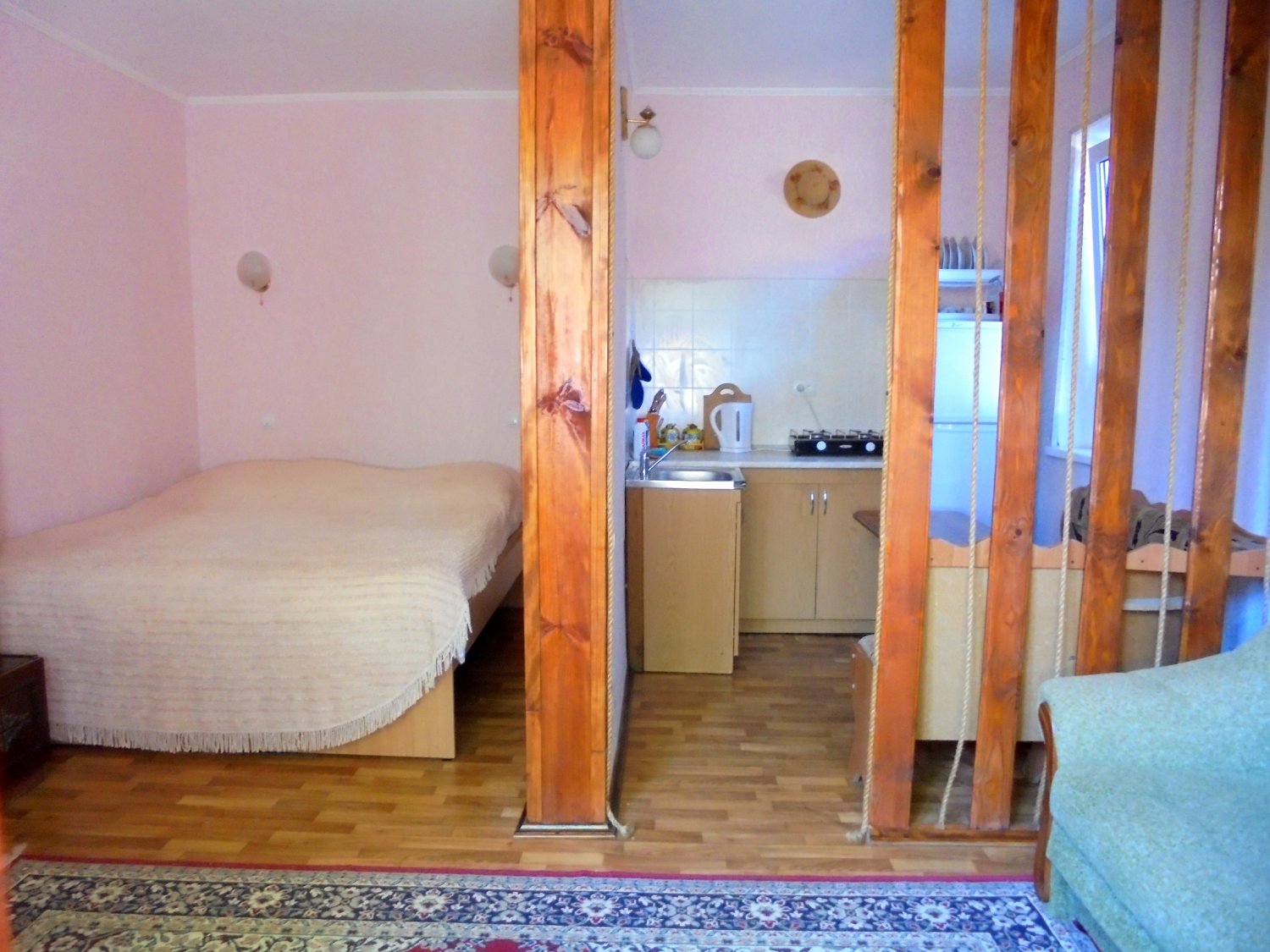 . Дом под ключ  Домик для семейного отдыха на 2-4 человека.. Феодосия