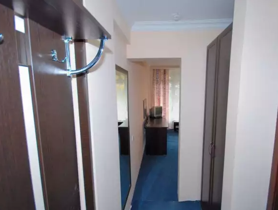 1-местный (7 этаж). Гостиница «Домбай». Домбай-гостиницы