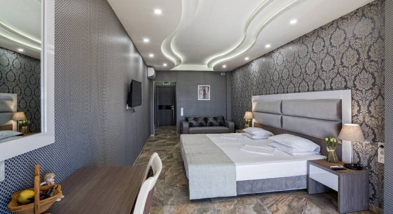 Полулюкс панорамный. Гостиница "Парк Авеню". Кореиз Полулюкс панорамный. Гостиница "Парк Авеню". Кореиз