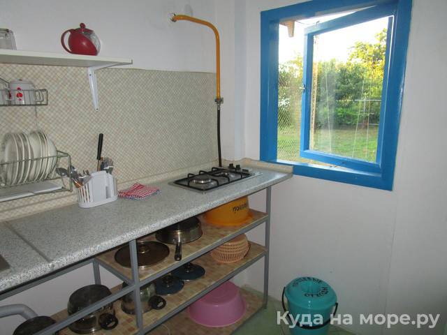 3-х местный номер с террасой. Гостевой дом "Кот и овсянка". Тамань