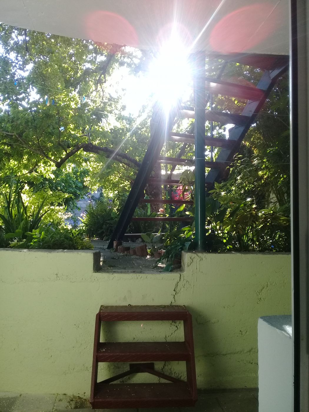 . Частный сектор Лана. Крым - частный сектор