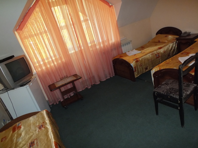 3-х местный «Стандарт». Отель «Фотон». Домбай-гостиницы 3-х местный «Стандарт». Отель «Фотон». Домбай-гостиницы