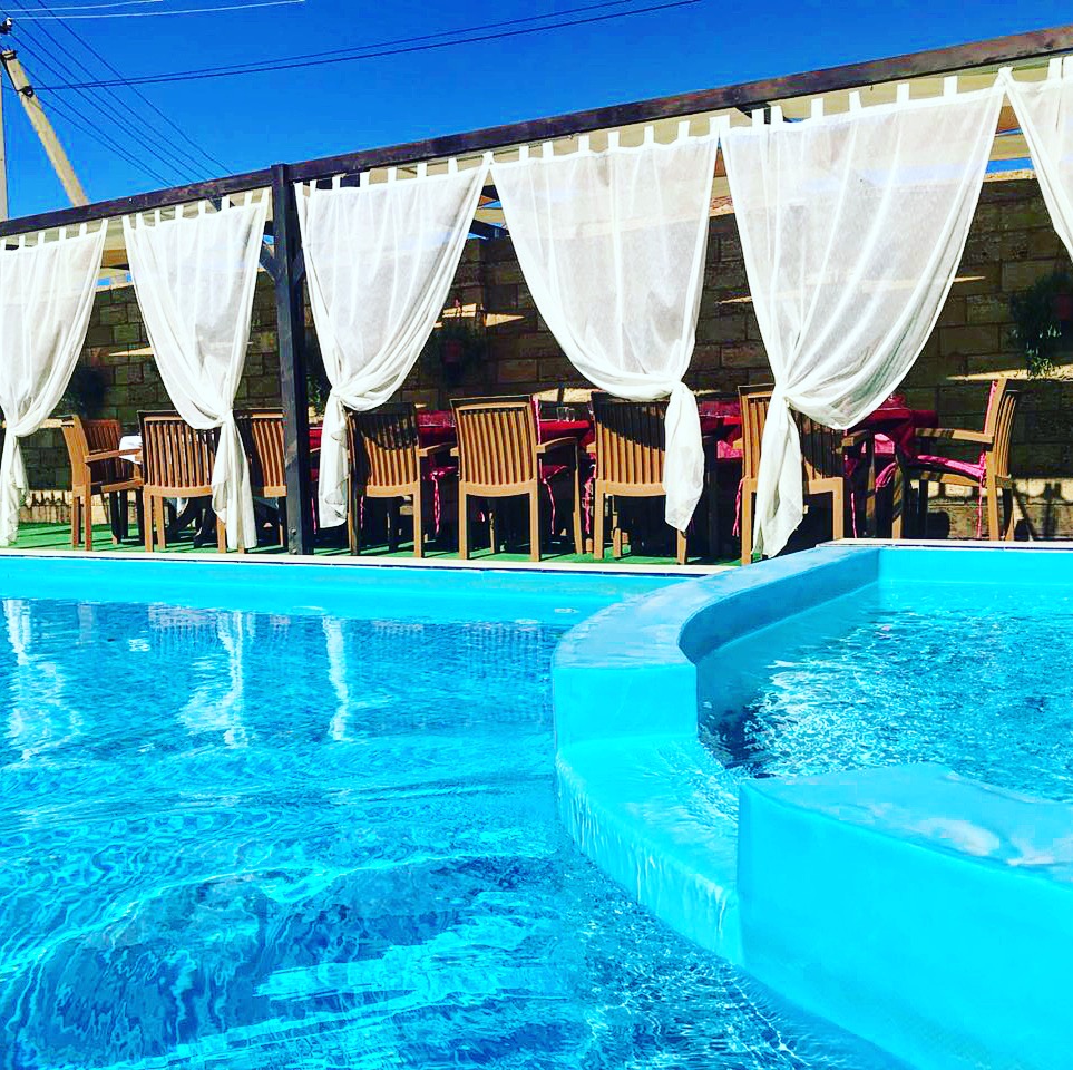 . Бутик-отель "Евпаторион". Заозерное