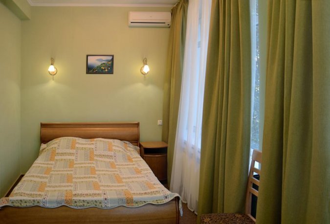 . Гостевой дом У Александра. Ялта