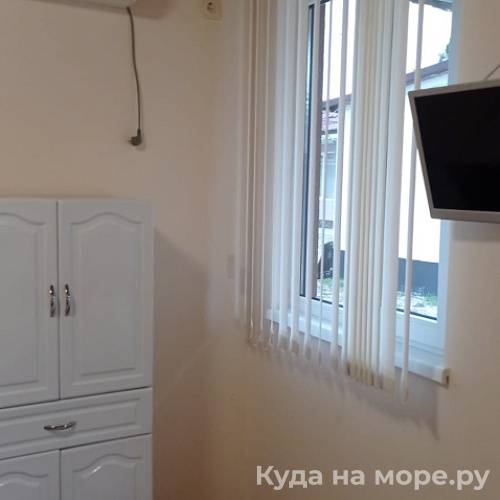 . Гостевой двор в п. Приморское. Новый Афон