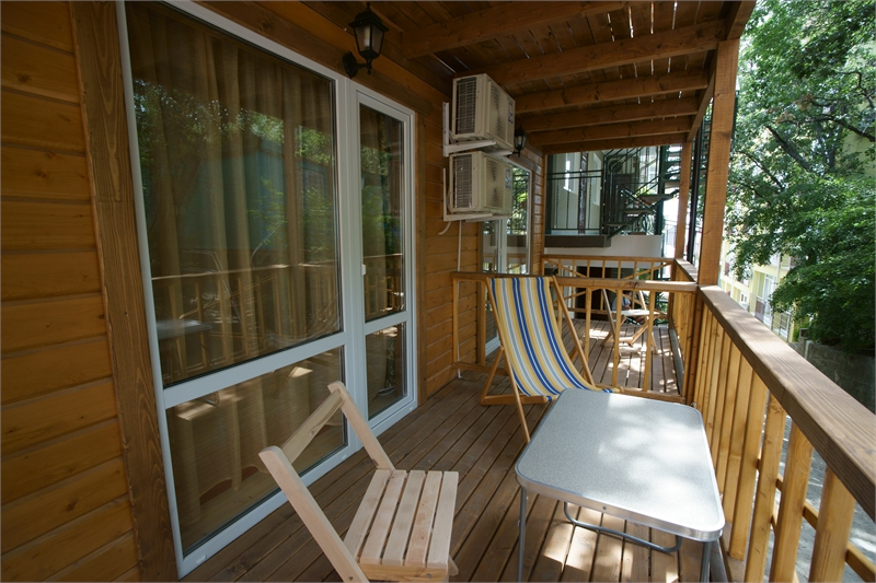 . Вилла «Коруна». Алушта