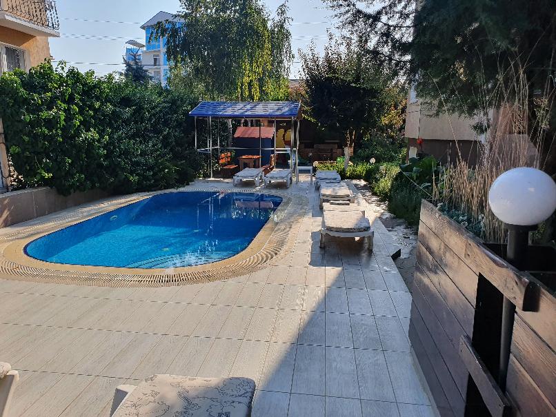 . Гостиница  № 56 Семейный **. Симферополь