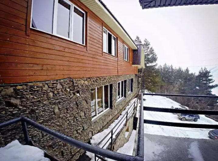 . Отель «Фрирайд». Эльбрус - гостиницы