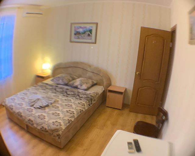 2-х местные номера ЭКОНОМ.  Гостевой дом "7 ЗВЁЗД". Береговое