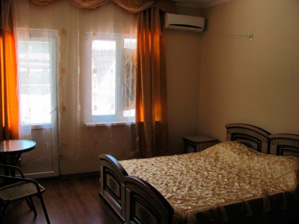 . Гостевой дом Дубовая роща. Лермонтово