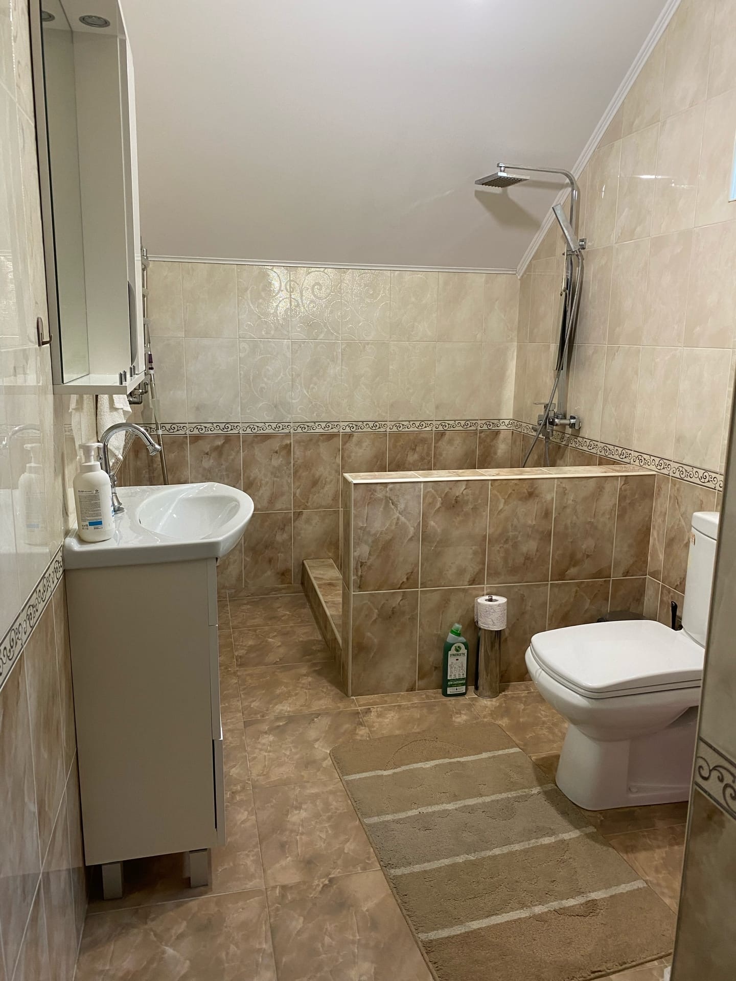 . Дом под ключ Частный дом Апартаменты на Островского. Анапа