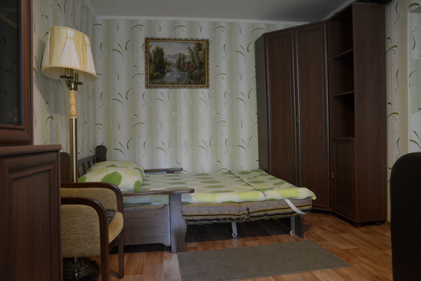 Квартира в многоквартирном доме  комфортная 1-но комн в центре п Лазаревского